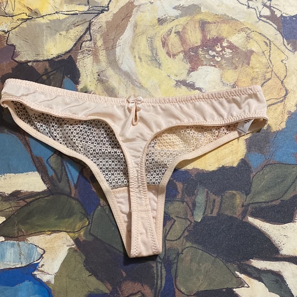 Thong - Picture 2 of 3